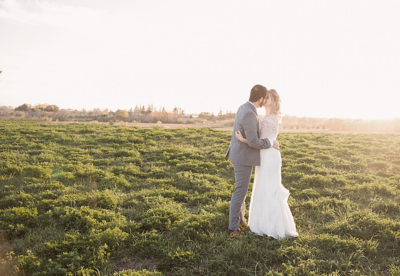 Sigourney-Iowa-Wedding-Photographer