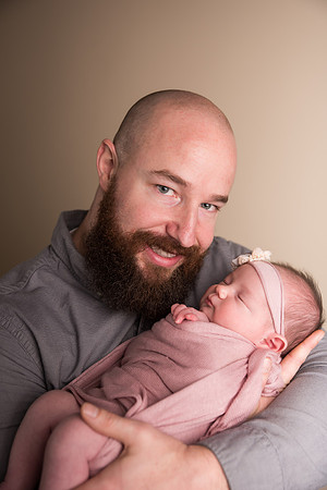 Oskaloosa Iowa Newborn Photographer