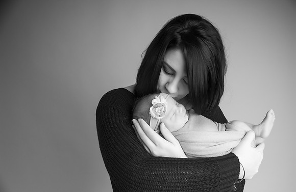 Oskaloosa Iowa Newborn Photographer