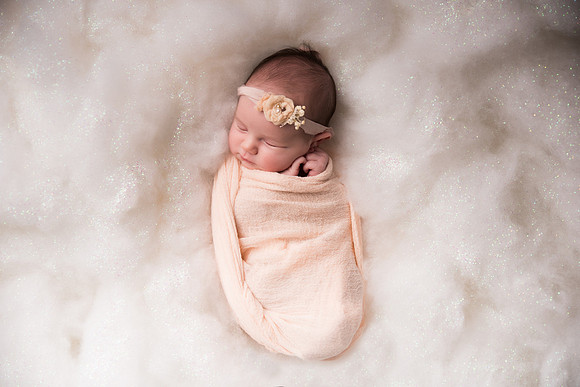 Oskaloosa Iowa Newborn Photographer