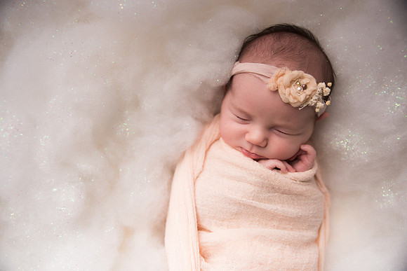 Oskaloosa Iowa Newborn Photographer