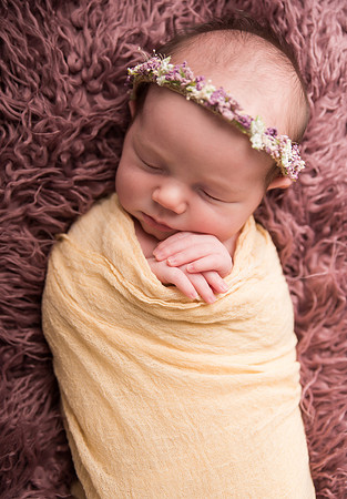 Oskaloosa Iowa Newborn Photographer
