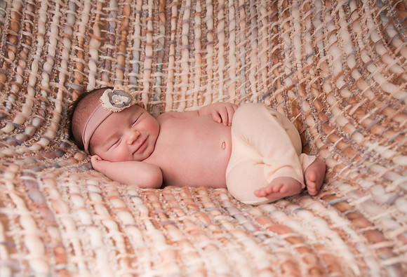 Oskaloosa Iowa Newborn Photographer