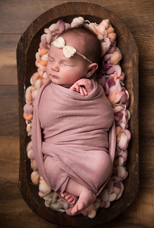 Oskaloosa Iowa Newborn Photographer