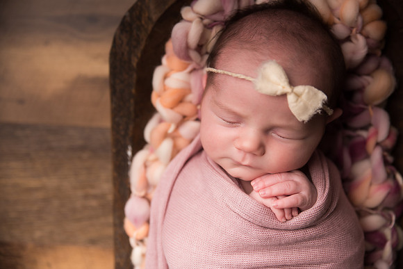 Oskaloosa Iowa Newborn Photographer