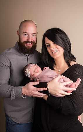 Oskaloosa Iowa Newborn Photographer
