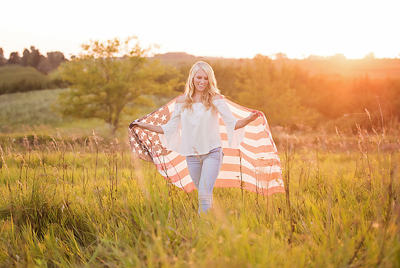 Montezuma-Iowa-Senior-Photographer