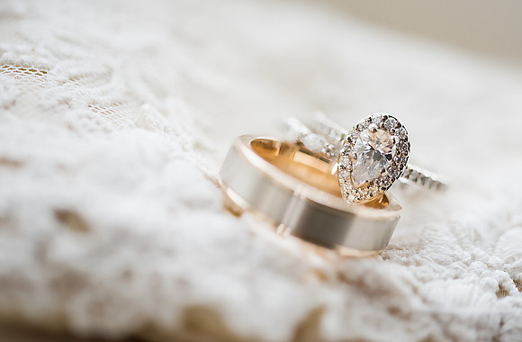 Sigourney-Iowa-Wedding-Photographer