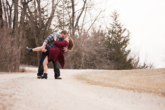 Sigourney-Iowa-Wedding-Photographer