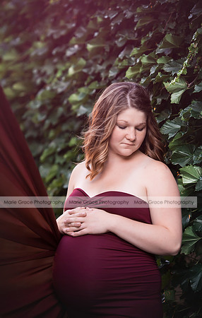 Iowa-City-Maternity-Photographer