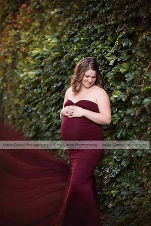 Iowa-City-Maternity-Photographer