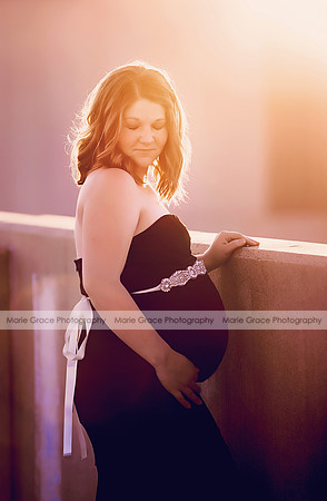 Iowa-City-Maternity-Photographer