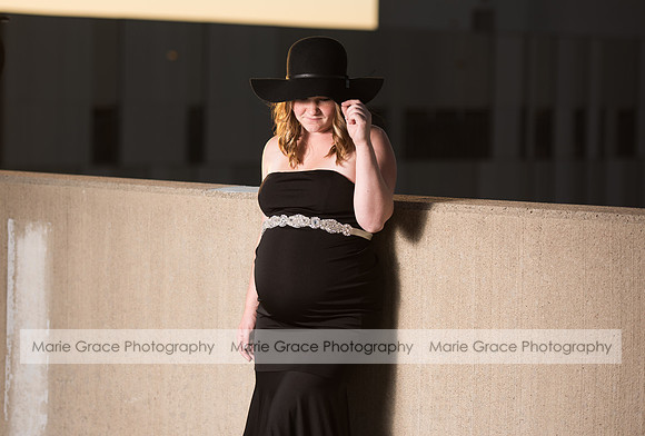 Iowa-City-Maternity-Photographer