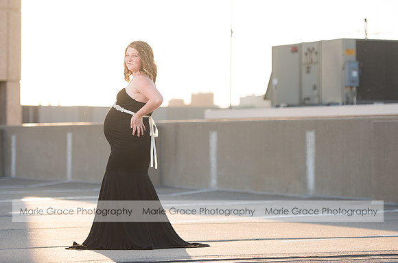 Iowa-City-Maternity-Photographer