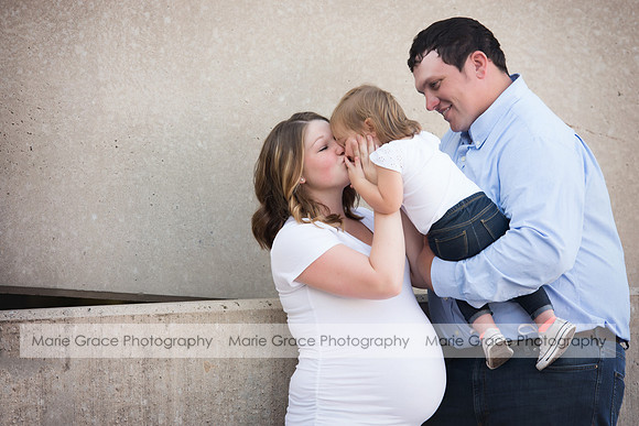 Iowa-City-Maternity-Photographer