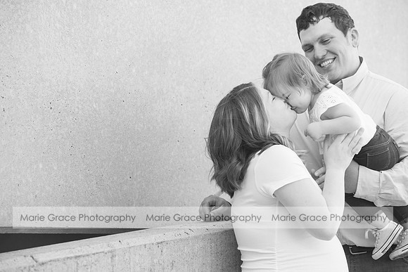 Iowa-City-Maternity-Photographer