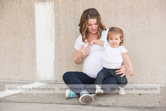 Iowa-City-Maternity-Photographer