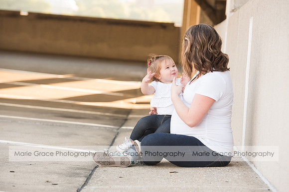 Iowa-City-Maternity-Photographer